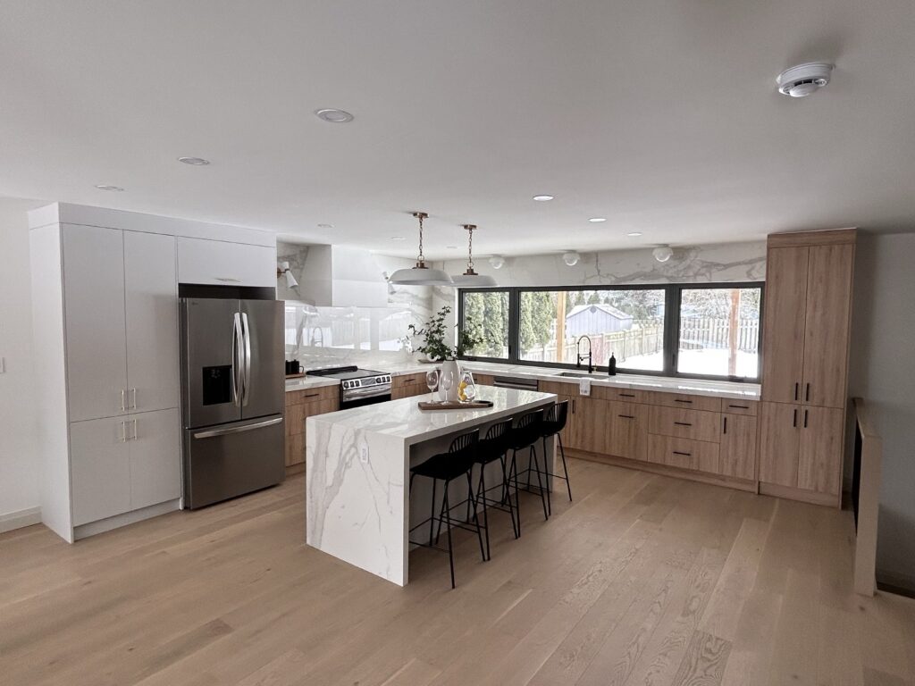 Kitchen Cabinets in dubai
